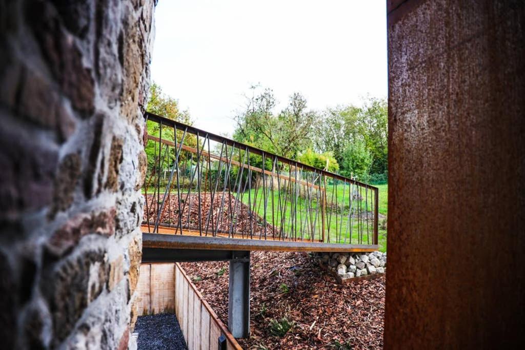 Amazon Corten Marche-en-Famenne Exterior photo